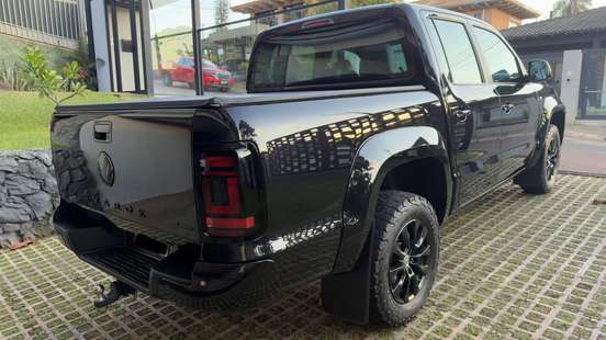 VOLKSWAGEN-AMAROK-2024