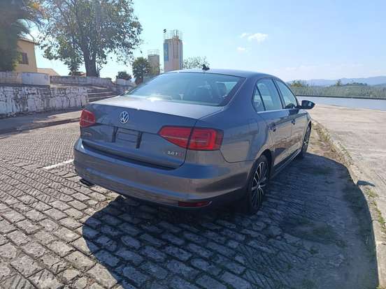 VOLKSWAGEN-JETTA-2.0 TSI HIGHLINE 211CV GASOLINA 4P TIPTRONIC VOLKSWAGEN-JETTA-2017