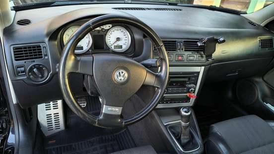 VOLKSWAGEN-GOLF-2.0 MI GT 8V FLEX 4P MANUAL VOLKSWAGEN-GOLF-2010