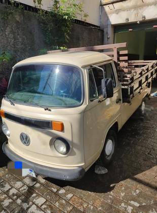 Volkswagen Kombi 1.6 MI Pick-UP CS 8V Gasolina 2P Manual