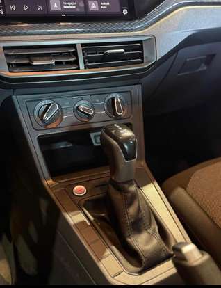 VOLKSWAGEN-POLO-2023