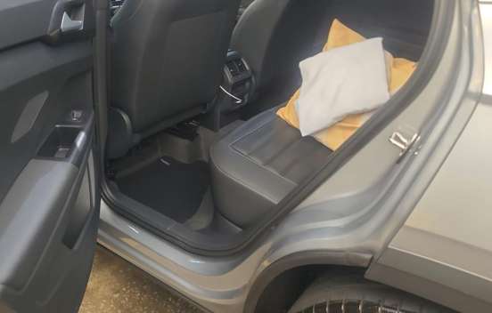 VOLKSWAGEN-TAOS-2024