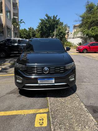 VOLKSWAGEN T-CROSS 1.0 200 TSI TOTAL FLEX COMFORTLINE AUTOMÁTICO