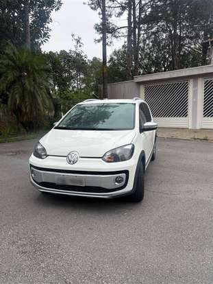 VOLKSWAGEN-UP-2016