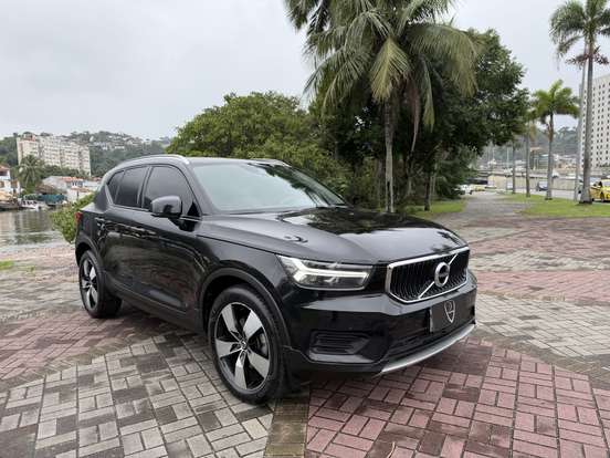 VOLVO-XC40-2.0 T4 GASOLINA MOMENTUM GEARTRONIC VOLVO-XC40-2020