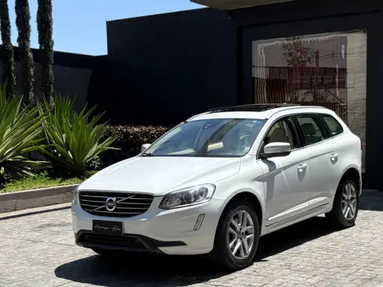 VOLVO-XC60-2.0 T5 MOMENTUM GASOLINA 4P AUTOMÁTICO VOLVO-XC60-2017