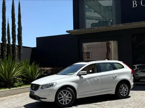 VOLVO-XC60-2.0 T5 MOMENTUM GASOLINA 4P AUTOMÁTICO VOLVO-XC60-2017