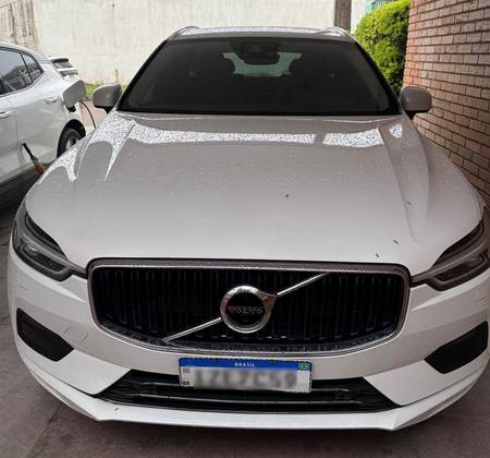 VOLVO XC60 2.0 T5 GASOLINA MOMENTUM AWD GEARTRONIC