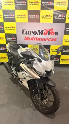 YAMAHA YZF R15 