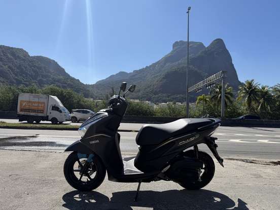 YAMAHA-FLUO 125 HYBRID CONNECTED ABS-2026