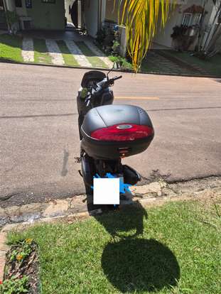 YAMAHA-NMAX CONNECTED 160 ABS-2025