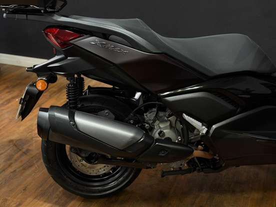YAMAHA-XMAX 300 CONNECTED ABS YAMAHA-XMAX 300 CONNECTED ABS-2025