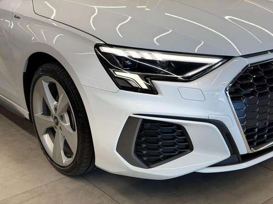 AUDI-A3-2023