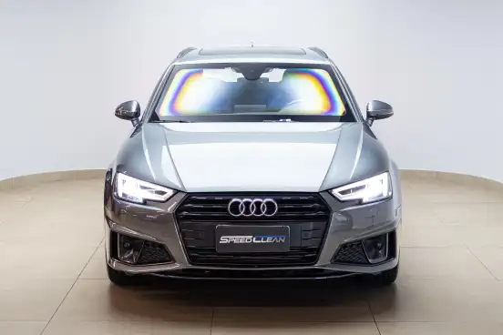 AUDI-A4-2019