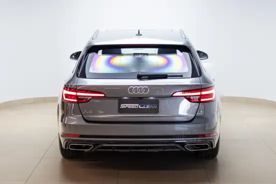 AUDI-A4-2019