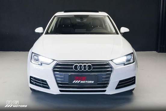 AUDI-A4-2017