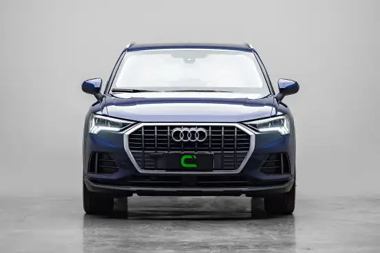 AUDI-Q3-2021
