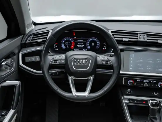 AUDI-Q3-1.4 35 TFSI GASOLINA PRESTIGE S TRONIC AUDI-Q3-2021