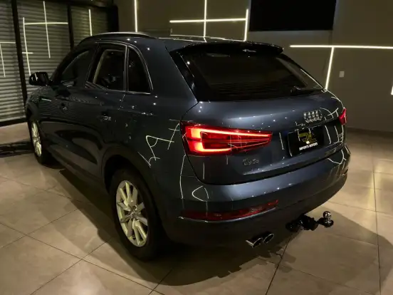 AUDI-Q3-2017