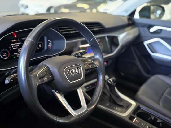 AUDI-Q3-1.4 35 TFSI GASOLINA PRESTIGE PLUS S TRONIC AUDI-Q3-2021