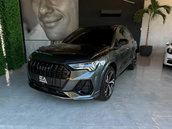 AUDI-Q3-2024