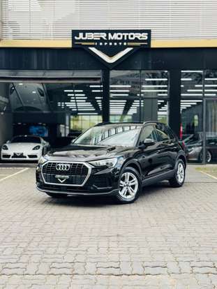 AUDI-Q3-2022