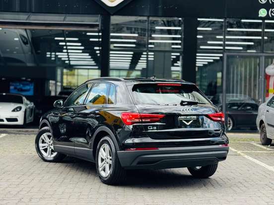 AUDI-Q3-2.0 40 TFSI GASOLINA PERFORMANCE QUATTRO TIPTRONIC AUDI-Q3-2022