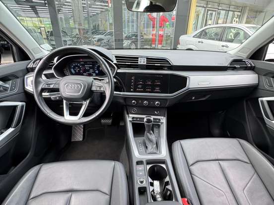 AUDI-Q3-2.0 40 TFSI GASOLINA PERFORMANCE QUATTRO TIPTRONIC AUDI-Q3-2022