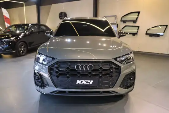 AUDI-Q5-2023