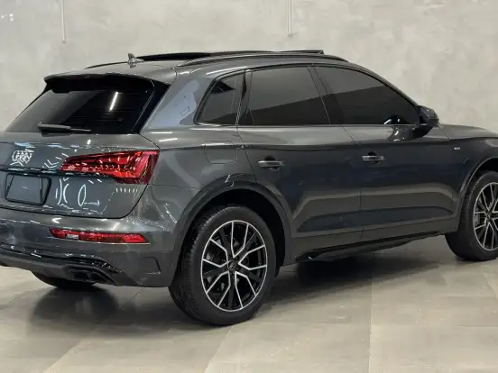 AUDI-Q5-2.0 45 TFSI GASOLINA S LINE BLACK QUATTRO S TRONIC AUDI-Q5-2023