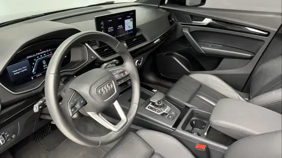AUDI-Q5-2023