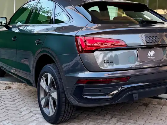 AUDI-Q5-2.0 45 TFSI GASOLINA SPORTBACK S LINE QUATTRO S TRONIC AUDI-Q5-2021