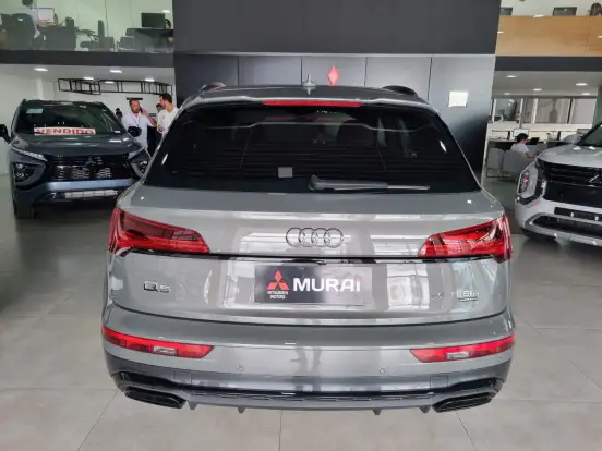 AUDI-Q5-2022