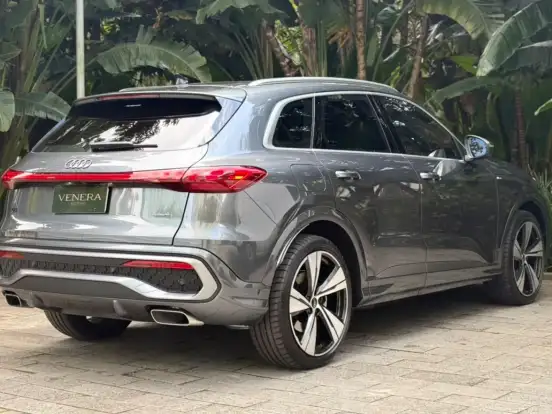 AUDI-Q5-2.0 TFSI GASOLINA S LINE QUATTRO S TRONIC AUDI-Q5-2025
