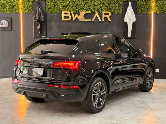 AUDI-Q5-2023