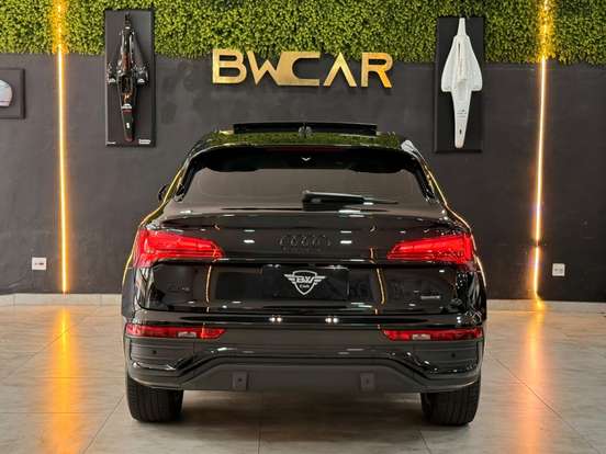 AUDI-Q5-2023