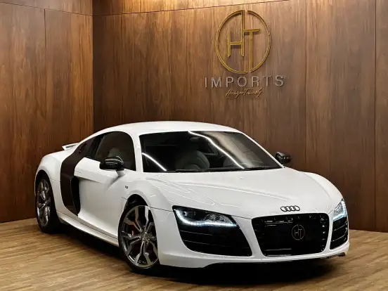 AUDI-R8-5.2 FSI QUATTRO V10 40V GASOLINA 2P R-TRONIC AUDI-R8-2011