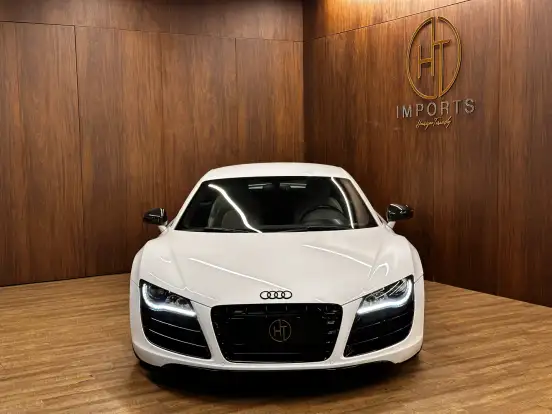 AUDI-R8-5.2 FSI QUATTRO V10 40V GASOLINA 2P R-TRONIC AUDI-R8-2011