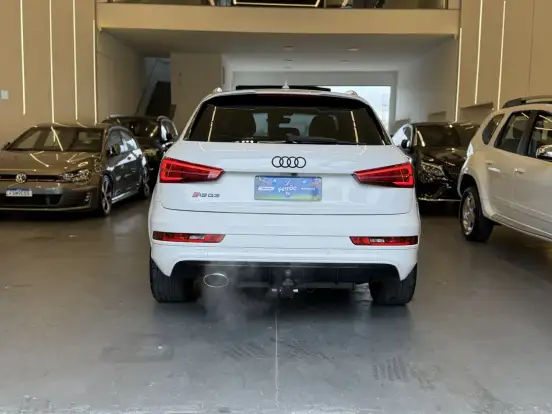 AUDI-RS Q3-2018