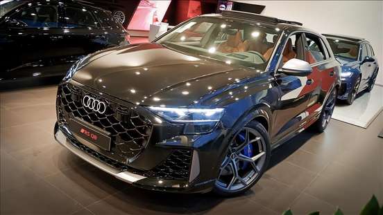 AUDI-RS Q8-2025