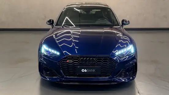 AUDI-RS5-2021