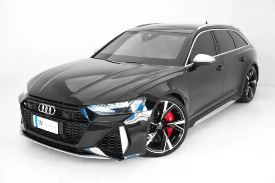 AUDI-RS6-2021