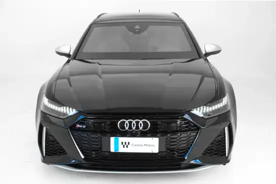 AUDI-RS6-2021