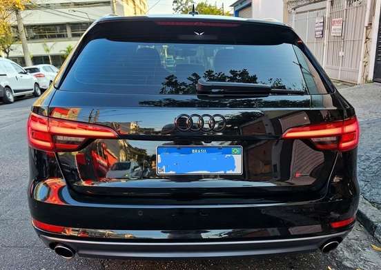 AUDI-A4-2018