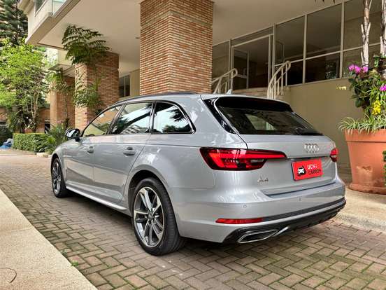 AUDI-A4-2.0 TFSI GASOLINA AVANT S LINE S TRONIC AUDI-A4-2019