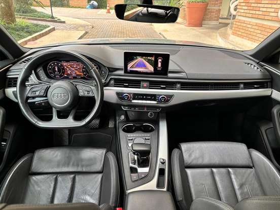 AUDI-A4-2019