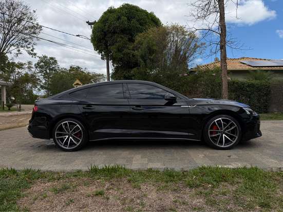 AUDI-A5-2022