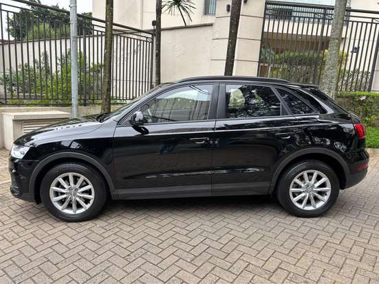 AUDI-Q3-2017