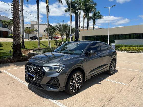 Audi Q3 2.0 40 Tfsi Gasolina Sportback Performance Black Quattro Tiptronic
