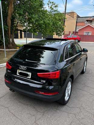 AUDI-Q3-2015